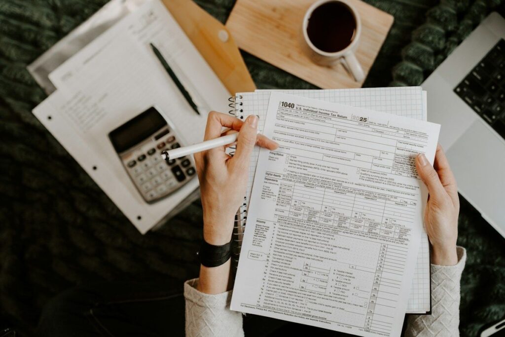 Contabil pentru self-employed și firme mici