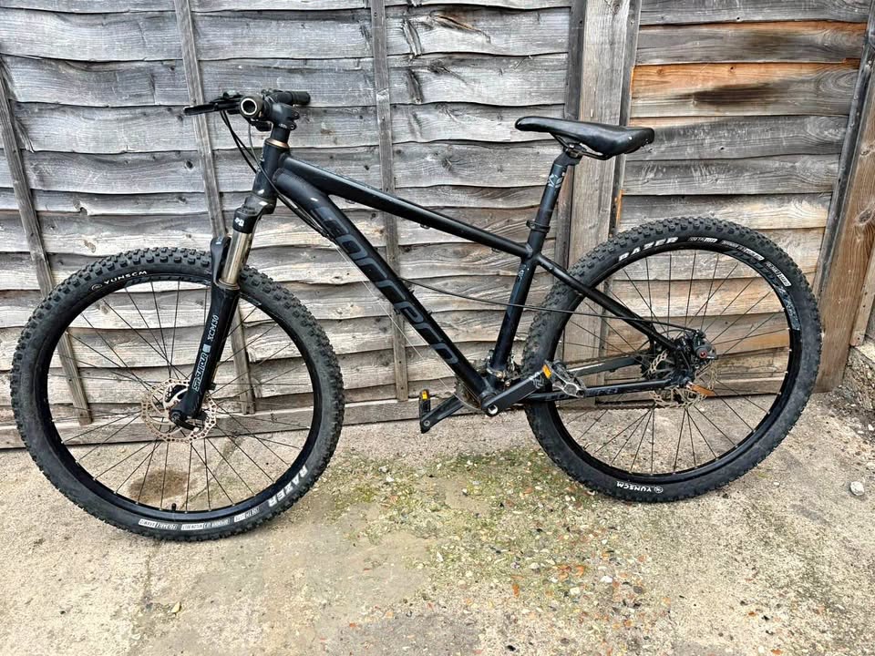 Carrera Bicycle – poza 1