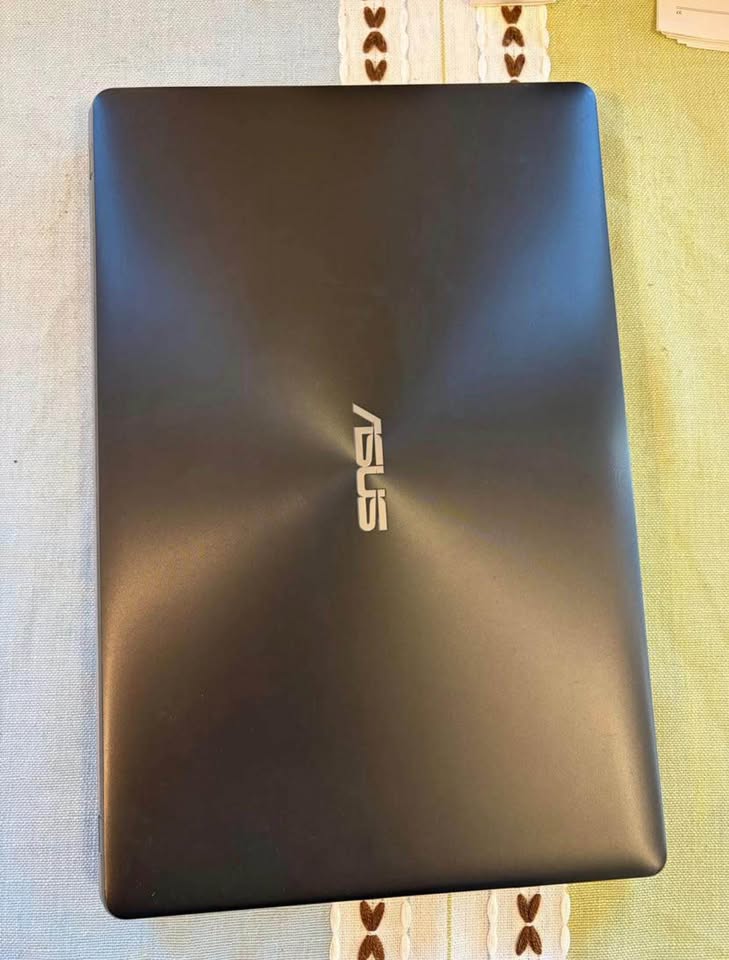 ASUS F550C Laptop (Core i5, GeForce 720M) – For Parts / Spares – poza 2
