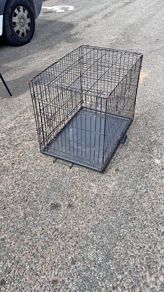 Dog crate