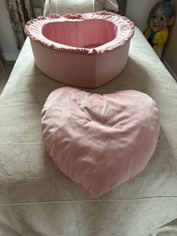 heart shaped lovely dogs bed – poza 4