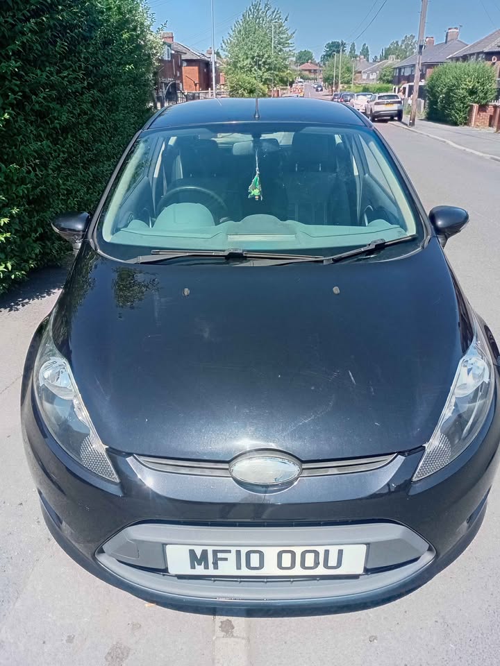 2010 Ford Fiesta – poza 3